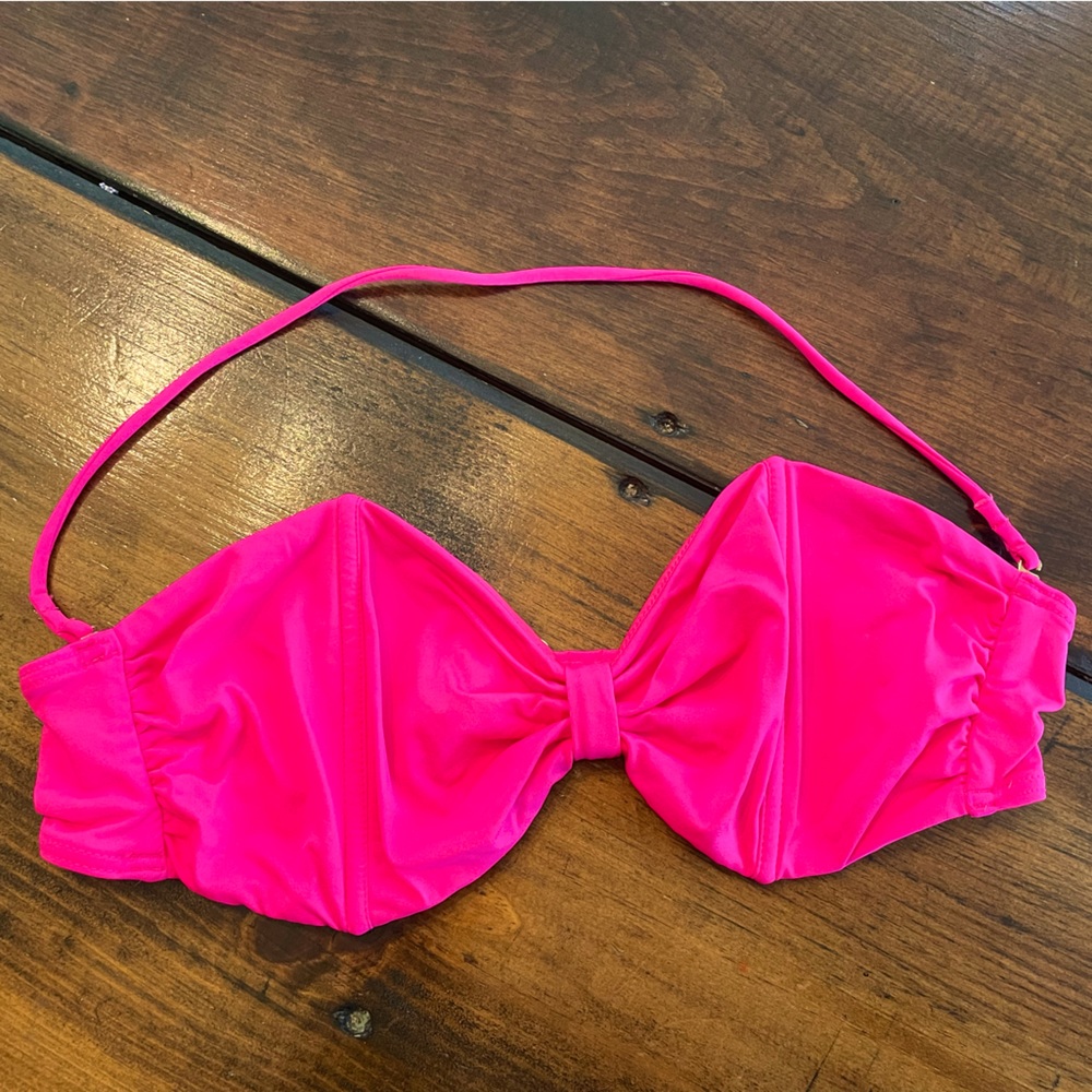 Never worn, Victoria’s Secret hot pink bikini top.